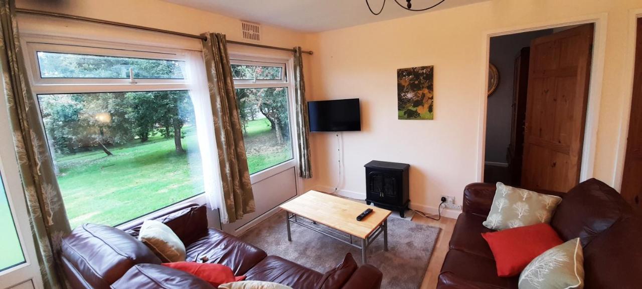 Sheena'S Dartmouth Chalets Esterno foto