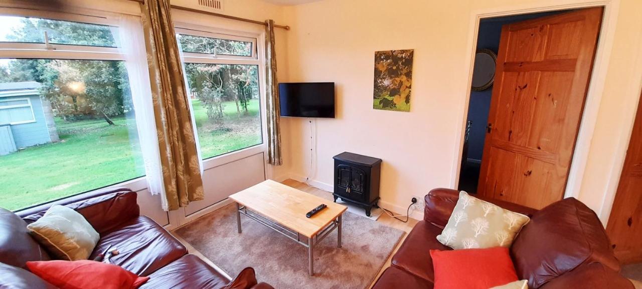 Sheena'S Dartmouth Chalets Esterno foto