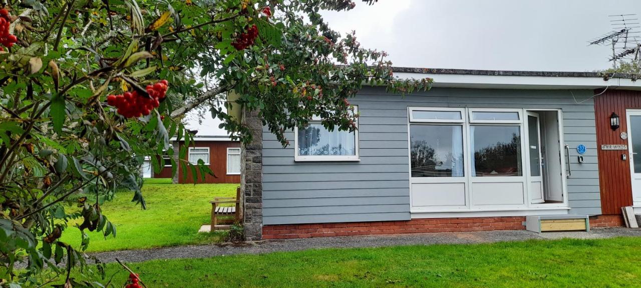 Sheena'S Dartmouth Chalets Esterno foto