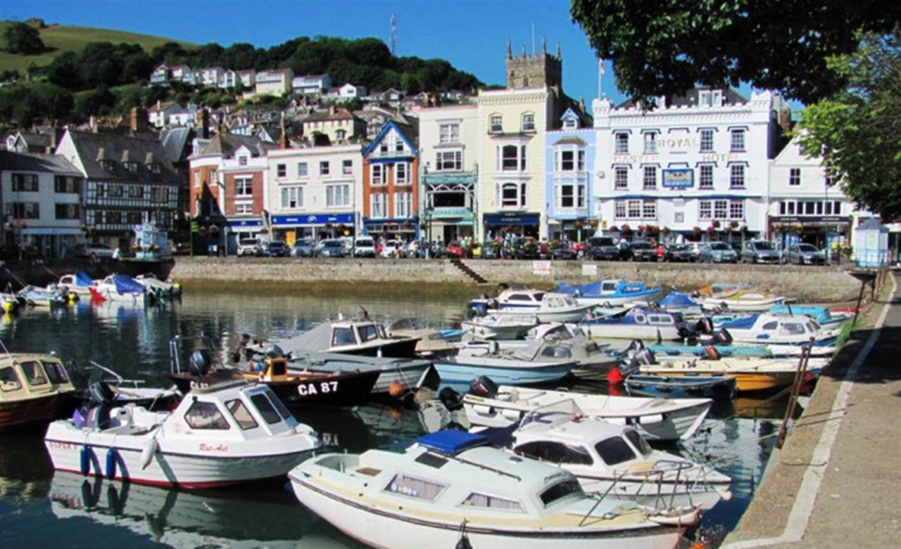 Sheena'S Dartmouth Chalets Esterno foto