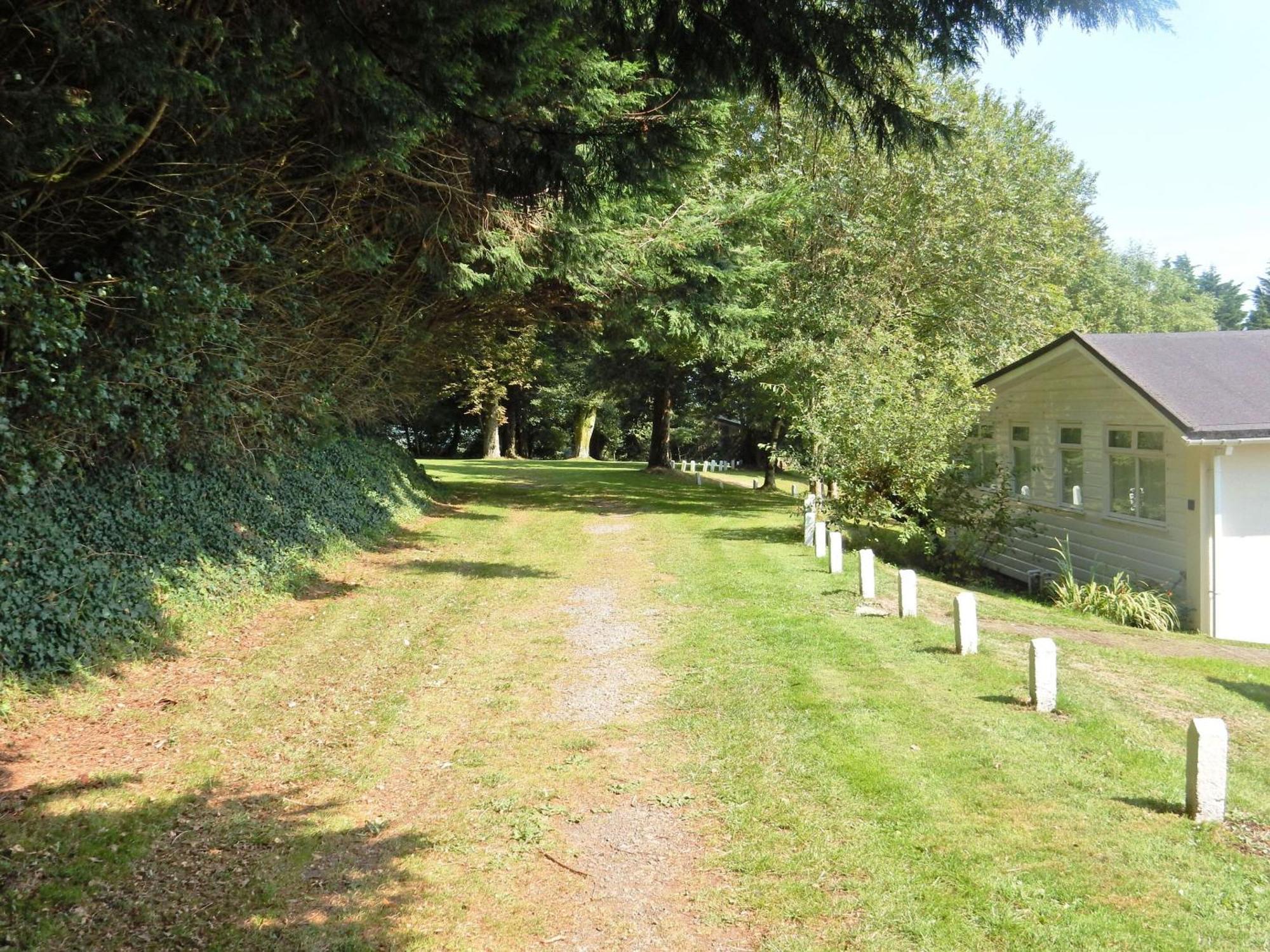Sheena'S Dartmouth Chalets Esterno foto